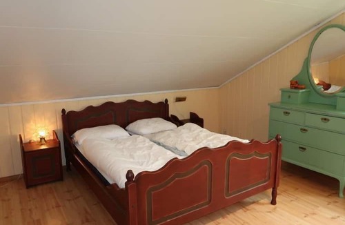 Tysnes House | Gule huset by Interhome