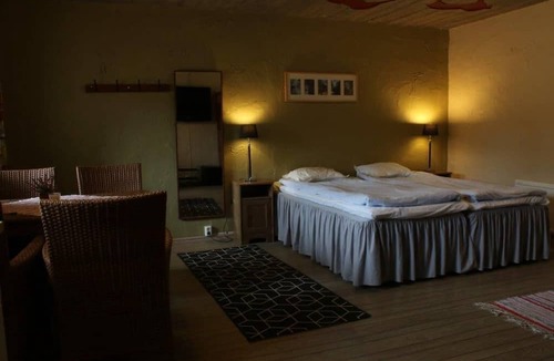 Hoor Hotel | Grottbyn - Skånes Djurparks Camping