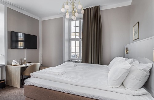 Linkoping Hotel | Livgrenadjärmässen Hotell-Fest-Konferens
