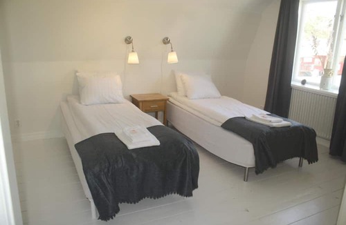 Hagaby Bed & Breakfast | Alvaret Hotel & Hostel
