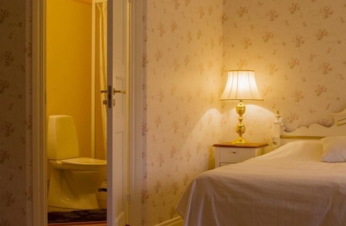 Skara Bed & Breakfast | Hallebergs Bed & Breakfast