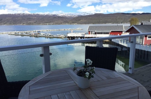 Sjøvegan Hotel | Garsnes Brygge