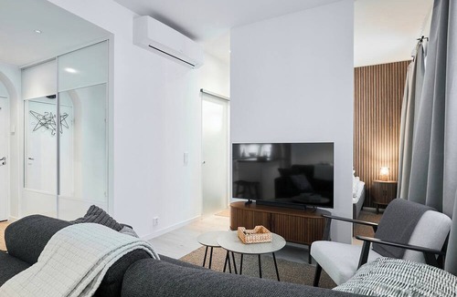 Turku Apartment | Modernized 1920s Apartment