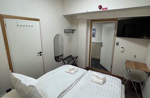 Vasteras Hotel | Oxbackens Hotell & cafe
