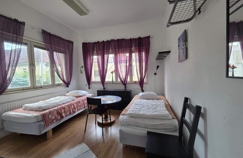 Svenshogen Hostel | Svenshögens vandrarhem