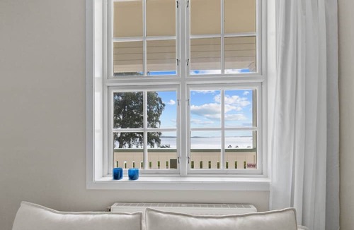 Vickan Bed & Breakfast | Onsala Herrgård B&B