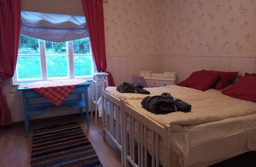 Iltasmaki House | Charming Grandmas House in Bobacka