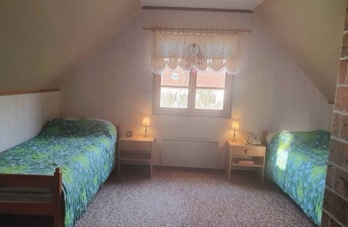 Hemse House | Villa w Open Fireplace and big Plot 5 min From the sea