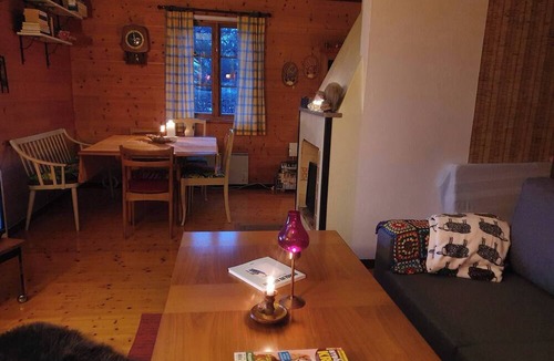 Hemse House | Villa w Open Fireplace and big Plot 5 min From the sea