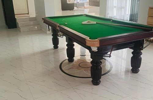 Flemingsberg Villa | Large Villa in Huddinge