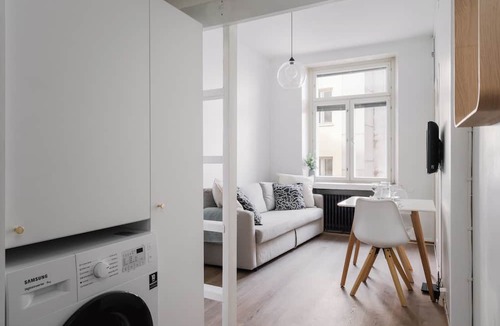 Alppiharju Apartment | Cozy & Modern Studio Apartment in Kallio