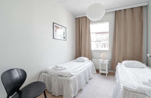 Jyvaskyla Apartment | Lakefront Home near Downtown