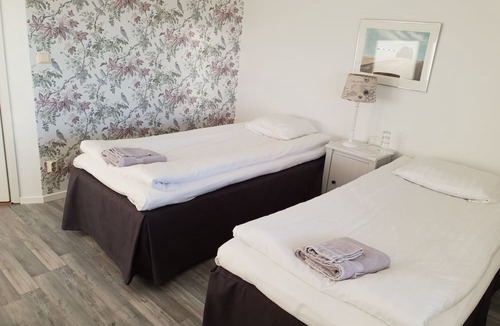 Tomelilla Bed & Breakfast | Landet Bed and Breakfast