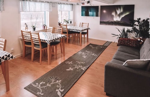 Abisko Hotel | Abisko Guesthouse & Activities