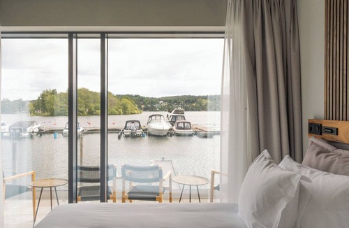Ekero Hotel | Season Hotel
