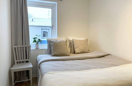 Ljugarn Apartment | Beautiful apartment,3 min walk from the waterfront