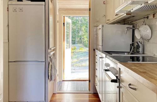 Vato House | 4 star holiday home in VäTö