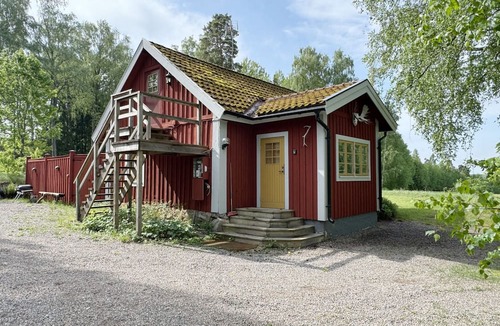 Tystberga House | Historic wilderness cabin near Tystberga | SE14012