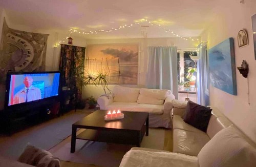 Tullinge Apartment | Luxurious Apartment 10 min From City
