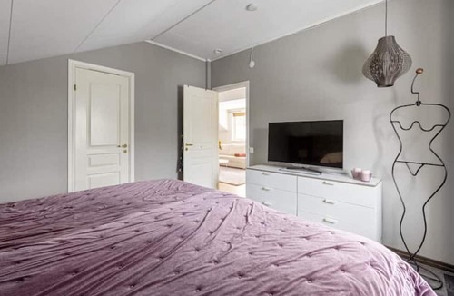 Gashaga Villa | Modern Villa i Älta, Stockholm