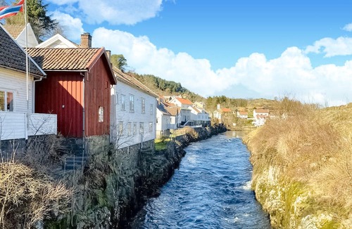 Sogndalstrand Apartment | 1 bedroom accommodation in Hauge i Dalane