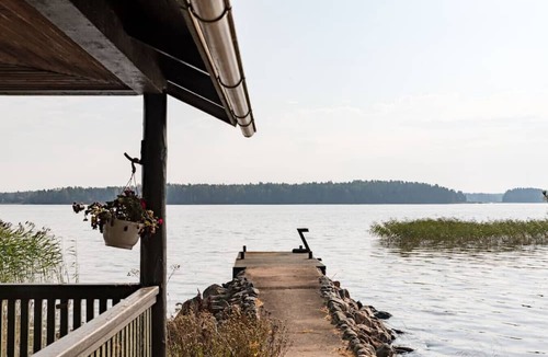 Porvoo House | Villa Merituuli - Charming Seafront Cottage