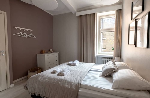 Kamppi Apartment | 2ndhomes Bright & Spacious 5BR Apartment
