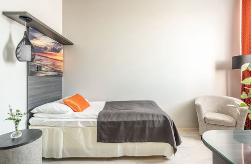 Raahe Hotel | Hotel Raahen Hovi