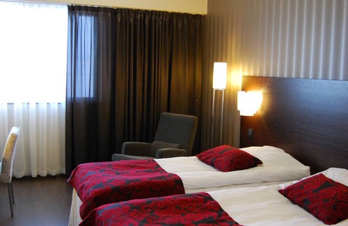 Raahe Hotel | Hotel Raahen Hovi