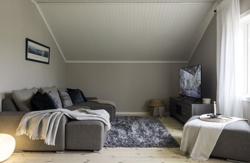 Notviken Villa | Riverfront Villa in the Swedish Lapland, with sauna, family and pet-friendly!