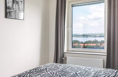 Jarfalla Apartment | Serene Top-floor Retreat With Lake Views in Järfälla