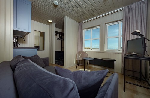 Andenes Hotel | Grønnbuene Rorbu Hotel