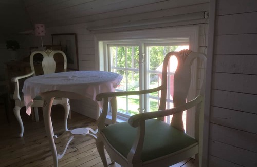 Nacka Bed & Breakfast | Varmdovagen B&B Cottage