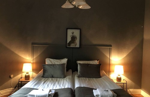 Nikolai Hotel | Morris Hotel