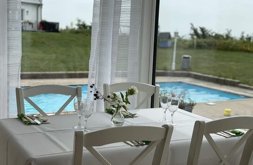 Loderup Hotel | Löderups Strandbad Hotell & Stugby