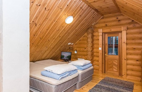 Lampivaara House | Kuukkelin tupa 2 by Interhome