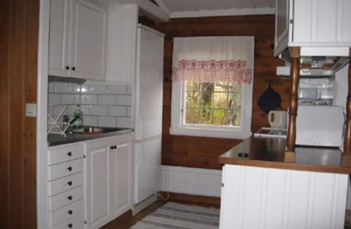 Kopparberg House | Holiday home in Bergslagen with lake views