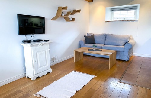 Bara Apartment | Dreamy Albatross