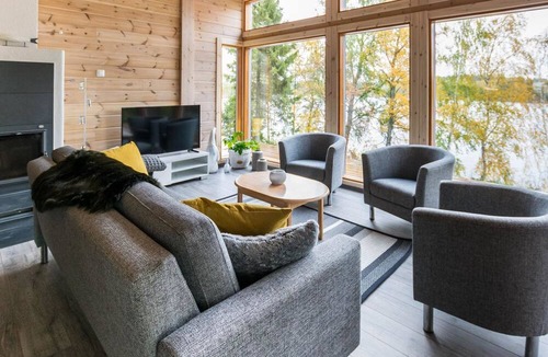 Iltasmaki House | Villa kurki by Interhome