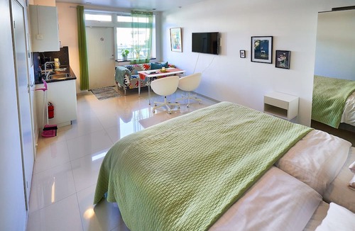 Taby Apartment | Staylong Hotel