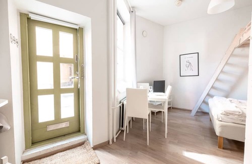 Etu-Toolo Apartment | 2ndhomes Kamppi Studios
