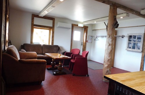 Midsund Municipality Apartment | Fiskesenter Birkeland