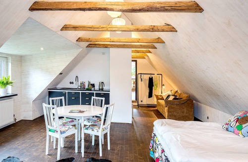Sankt Olof Apartment | Trädgårdshuset i Sankt Olof