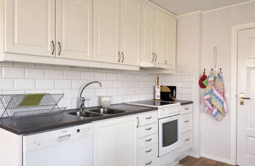 Holm House | Heagård by Interhome