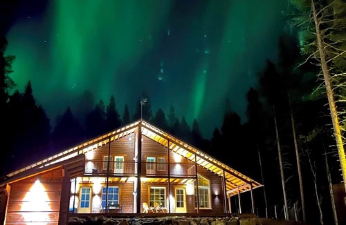 Sirkka Cabin | Modern & cozy cabin with 2 ski passes, Villa Levi Snowlight