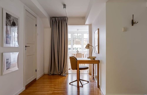 Lidingo Apartment | Cozy & Bright Studio Apartment in Lidingö