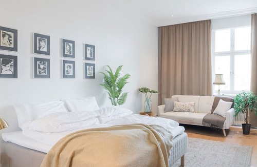Punavuori Apartment | Luxury Penthouse | Sauna | Balcony | AirCon