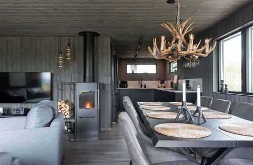 Lofsdalen Cabin | Sauna | Hot tub | WiFi | EV charger | Pets OK