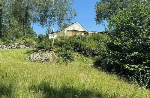 Tysvaer House | Traditional fjord cabin in Skjoldastraumen