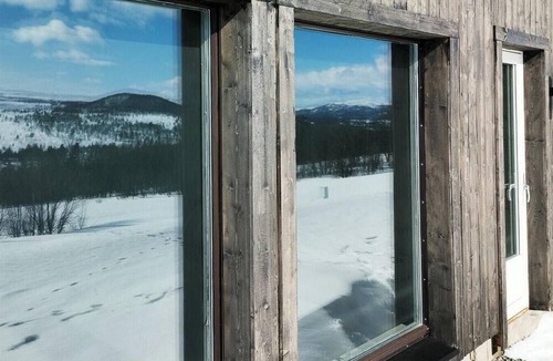 Al Municipality House | Simple cabin life in this nature cabin